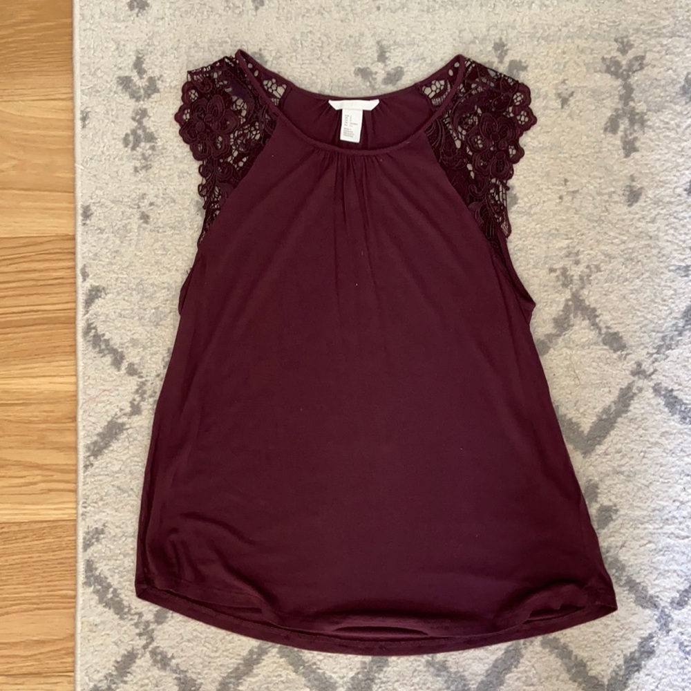 Lace sleeve Tshirt